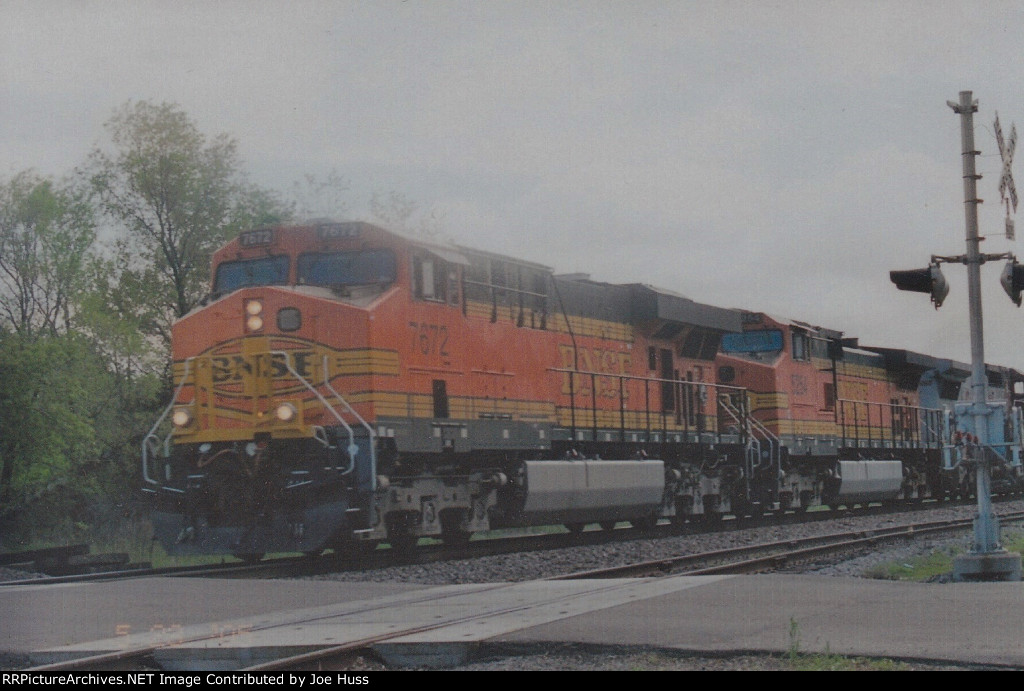 BNSF 7672 West